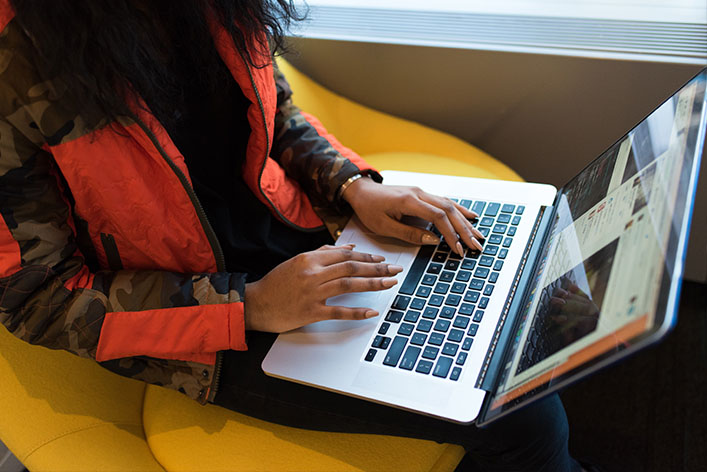 how to see how much traffic a website gets
